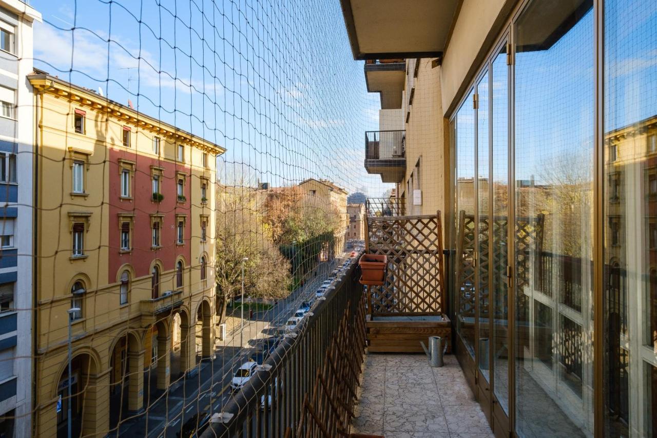 Boldrini Apartment With Balcony By Wonderful Italy โบโลญญา ภายนอก รูปภาพ